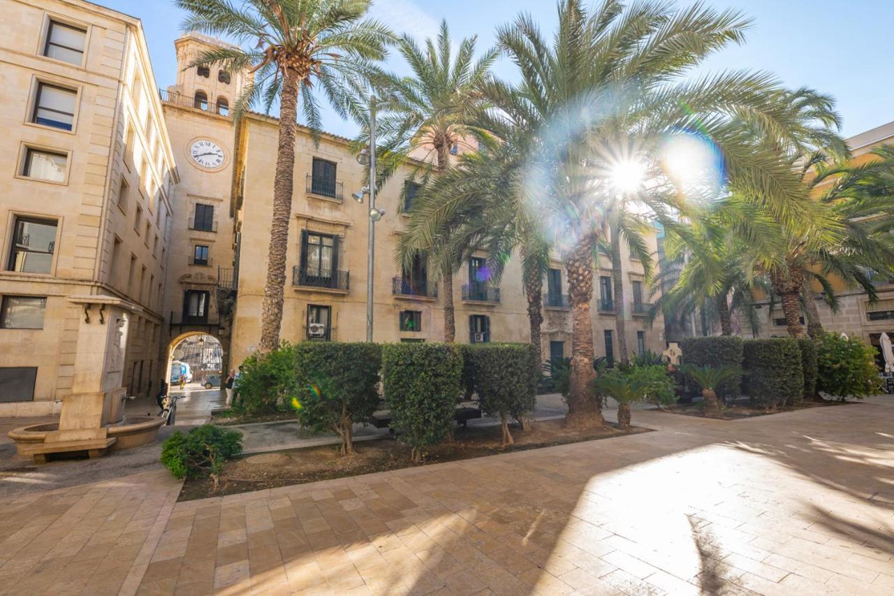 Magic Atico In The Heart Of The Old Town Apartment อาลิกันเต ภายนอก รูปภาพ